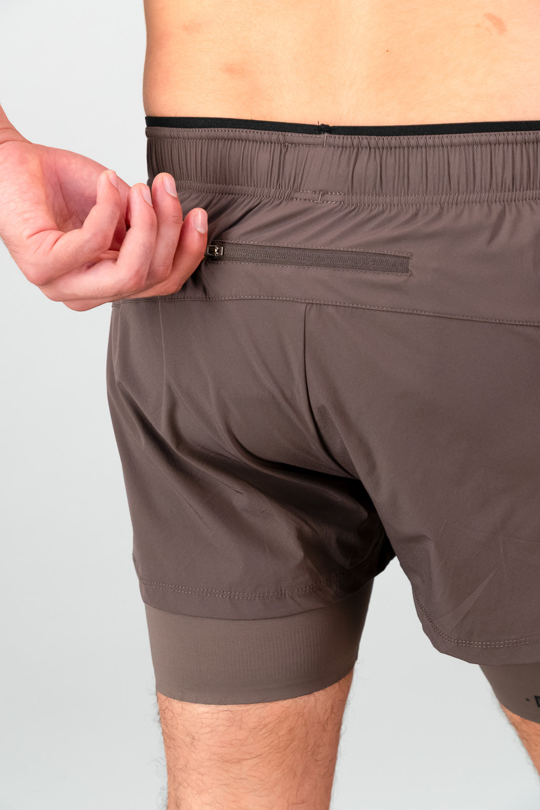 Chase The Horizon 2-in-1 Short - Brown