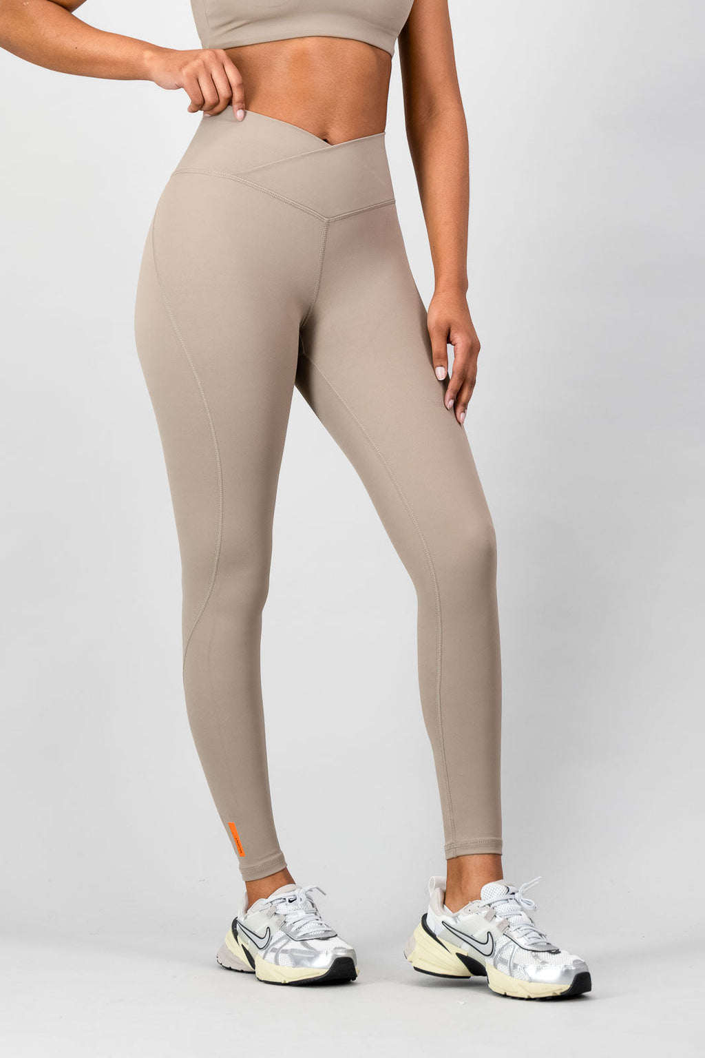Contour Legging - Cashew