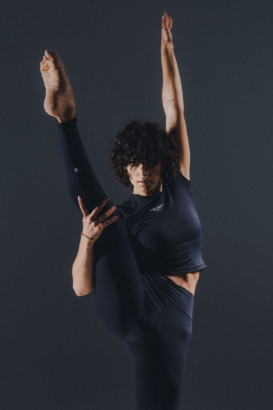 Essential Olivia Fitted Tee - Black