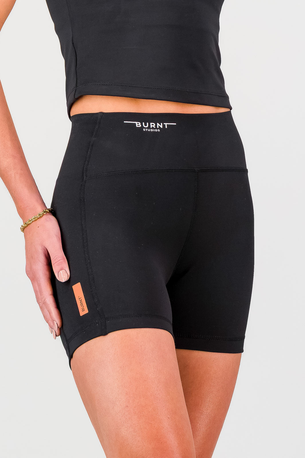 Essential Leah Short